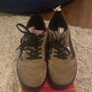 Vans Men's brown range exp